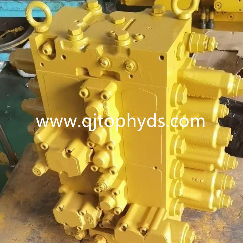 Komatsu Control Valve PC200-8MO for Excavator